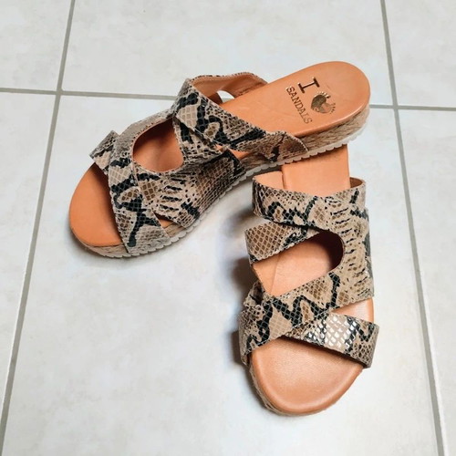 Animal Print Sandals I Love Sandals size 36 new, comfy summer style
