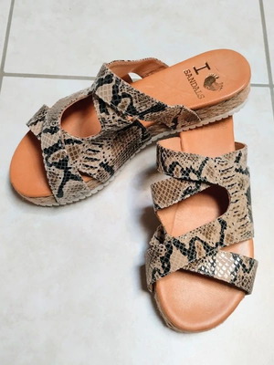 Animal Print Sandals I Love Sandals size 36 new, comfy summer style