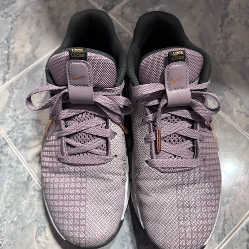 Nike Women's Training Metcon 8 Shoes like new, purple, size 39