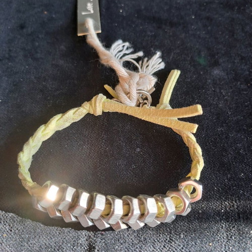 Love God Fashion bracelet leather with chunky chain light yellow
