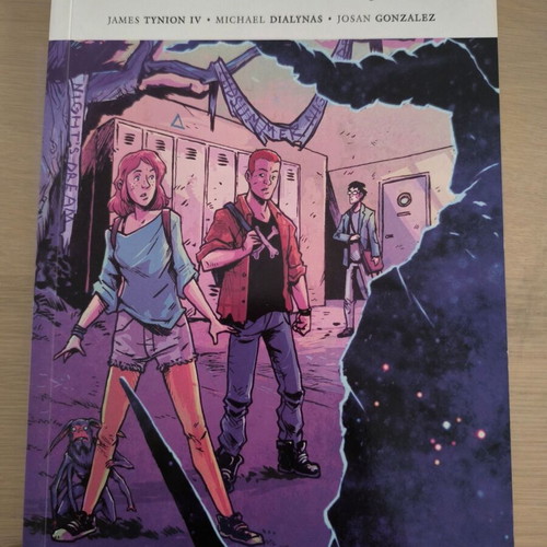 The Woods vol 2 tpb like new
