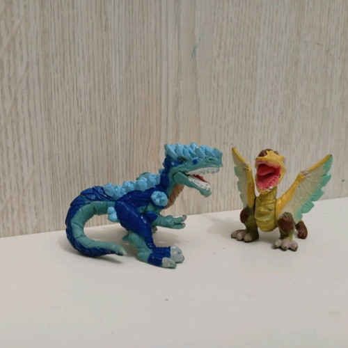 Dinofroz Figures Set Dinosaur Tyrannosaurus T-Rex and Pterodactyl used