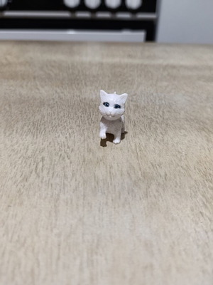 Barbie Cat Figure like new