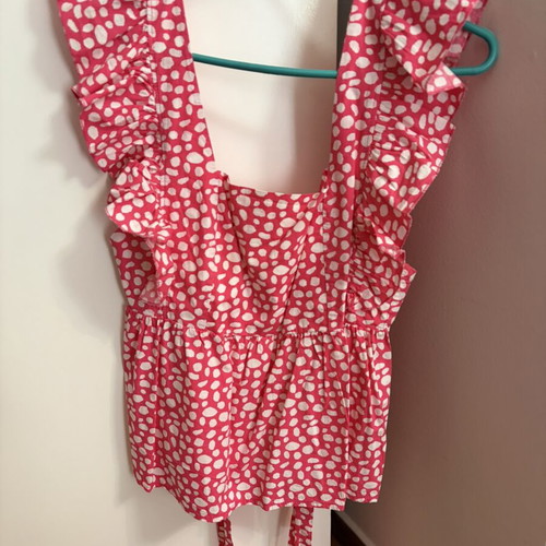 Summer top like new, white and pink, one size