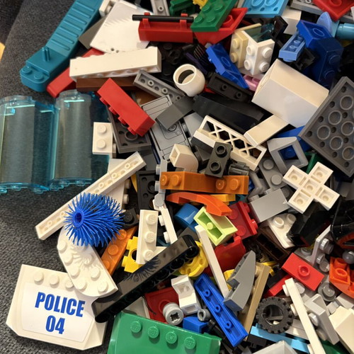 Lego authentic pieces like new, 1kg set with diverse parts