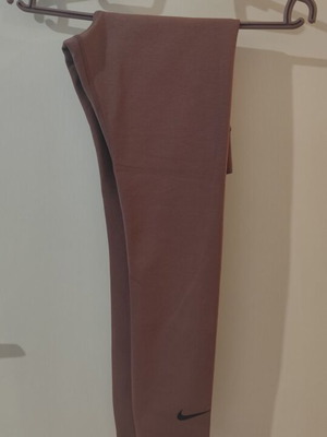 Nike leggings new, size XS, matte brown nude