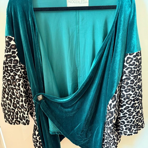 Nidodileda kimono in very good condition, green