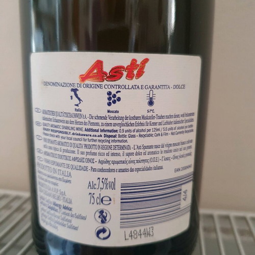 Asti sparkling wine sealed