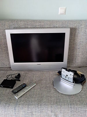 Τηλεόραση Sony KLV-27HR3 σαν καινούργιο με αποκωδικοποιητή και βάσεις