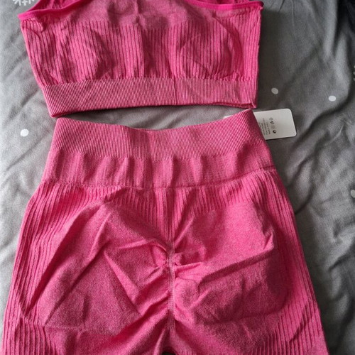 Sports set new with push up fit pink