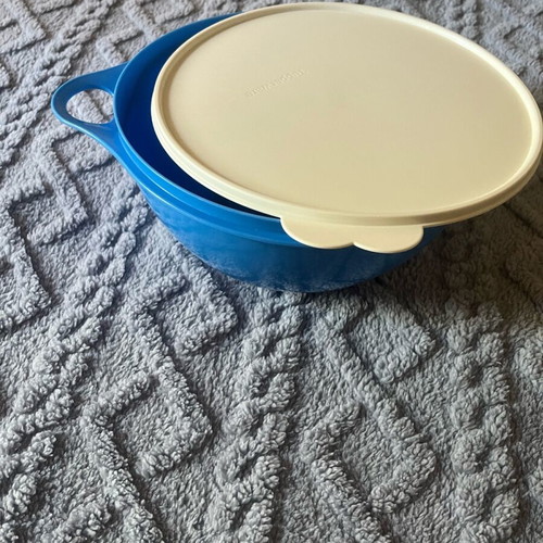 Μπωλ Tupperware 4 lt σαν καινούργιο