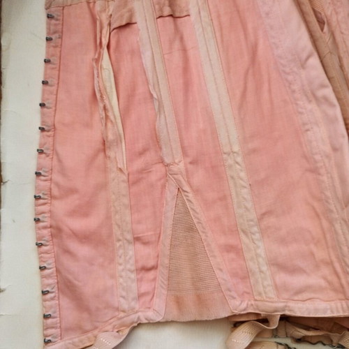 Vintage latex corset with garters size 26, 1950s pink salmon