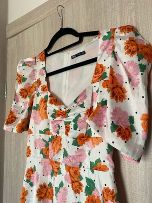 Zara Floral Dress σαν καινούργιο, πολύχρωμο, μέγεθος M