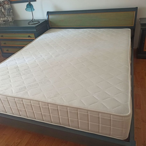 Bedroom Furniture Set like new, double bed, dresser, mirror, nightstands