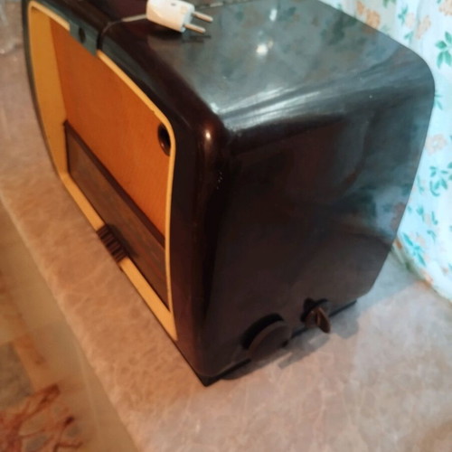 Vintage 1950s radio used, Mullard brand, made in UK