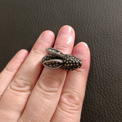 Metal bunny ring Zara like new with black zircons