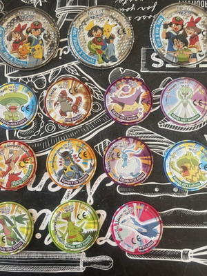 Pokémon metal caps like new