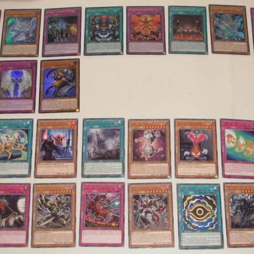 Yugioh card pack 142 authentic cards, 83 Ultra Rare, 26 Rare, 33 Commons