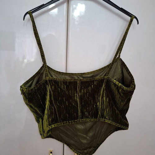 Velvet olive pants and matching corset Nidodileda