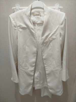 Lynne white suit used