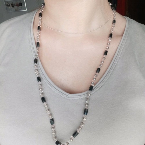 Art & Create magnetic necklace like new, pink and black