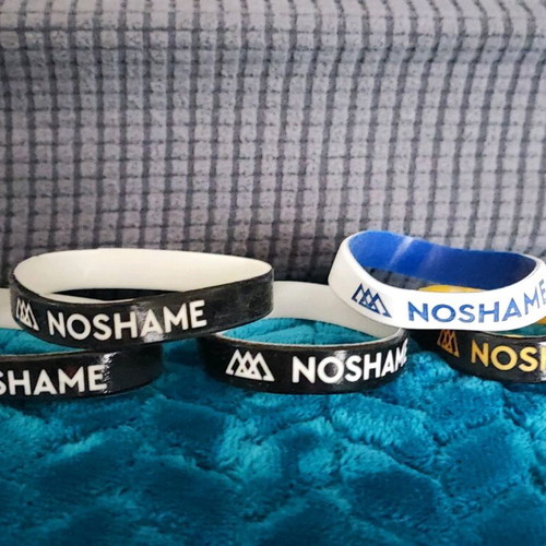 Noshame bracelets like new, pack of 5 pieces
