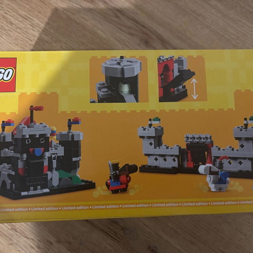 Lego Mini Knight’s Castle 40775 new