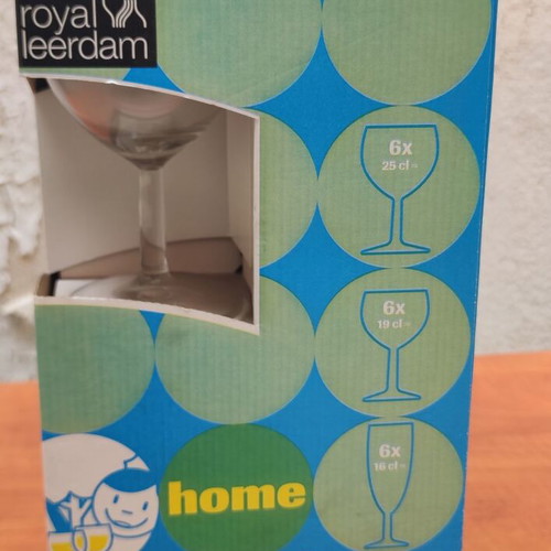 Royal Leerdam Home glass set 18 pieces unused in box