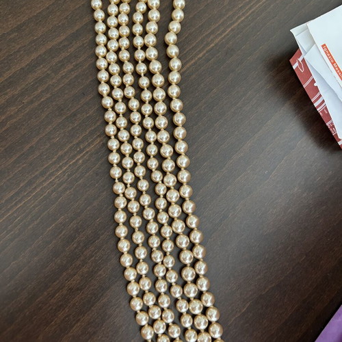 Faux Bijoux Necklace like new