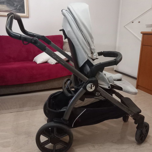 Peg Perego stroller with Kikkaboo car seat used, includes accessories