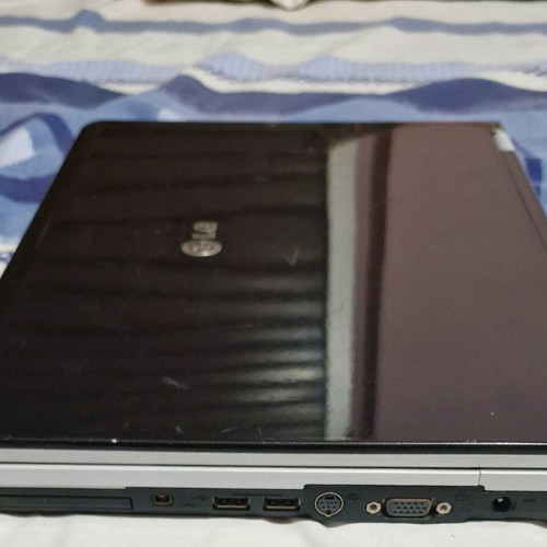 LG E 500 used for parts with memory and hard drive