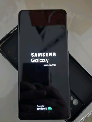 Samsung S21 Ultra 12GB 256GB Dual Sim like new, black