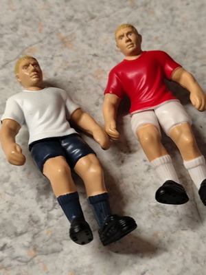 Football player figures set of 2, like new