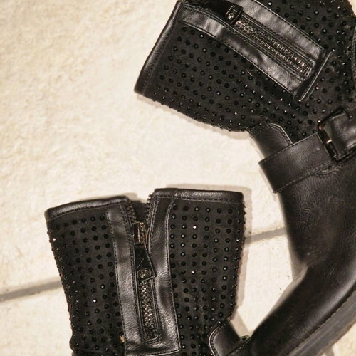 Boots with rhinestones used, size 38, black