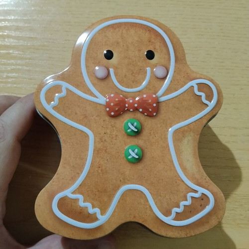 Gingerbread man metal box