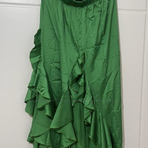 Chic Mess green pants like new, made in Greece