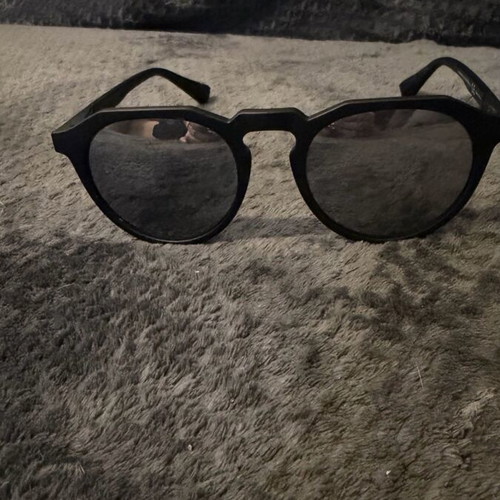 Hawkers Sunglasses Like New, Matte Black Frame, Silver Mirror Lenses