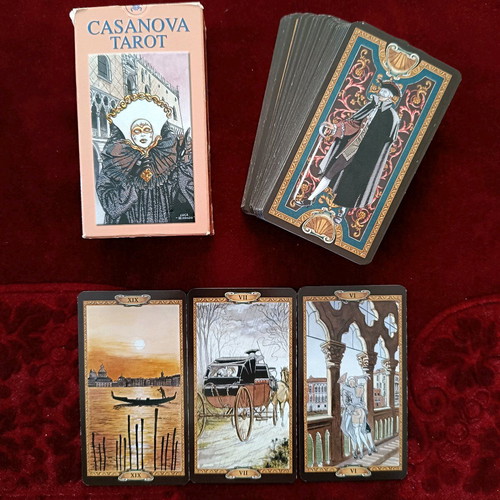 Keymaster Tarot deck, 78 cards and booklet