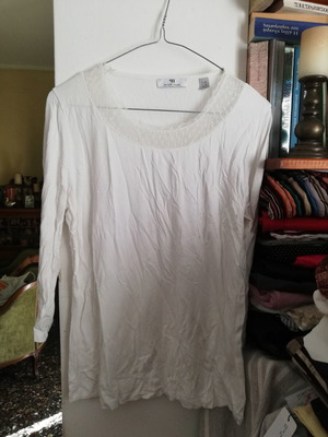 Peter Hahn white blouse size 40 like new, 3/4 sleeve