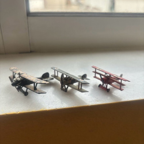 World War 1 fighter plane miniatures like new