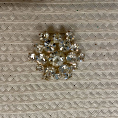 Brooch with rhinestones like new