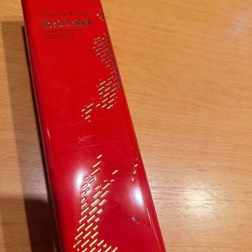 Johnnie Walker Red Label collectible red case like new
