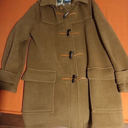 Original Montgomery coat new, camel color, size L