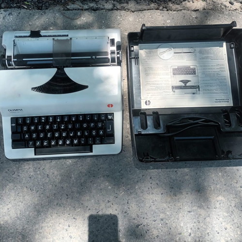 Olympia typewriter used
