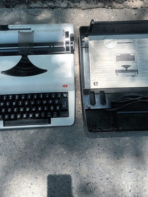Olympia typewriter used