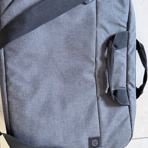 HP laptop bag like new, gray