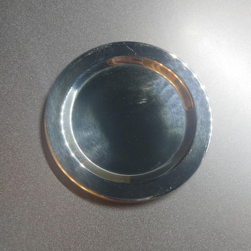 Set of 6 coasters like new, metal, 10 cm