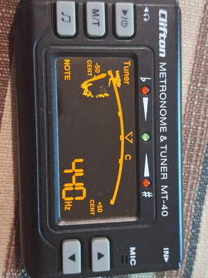 Clifton MT-40 metronome and tuner used with boxnow and stand
