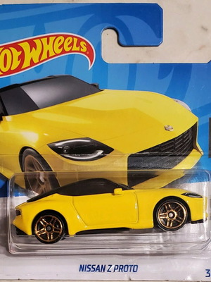 Hot Wheels Nissan Z 2022 sealed