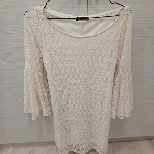 Be You Lace Dress M/L, sugar color, like new, 3/4 sleeves